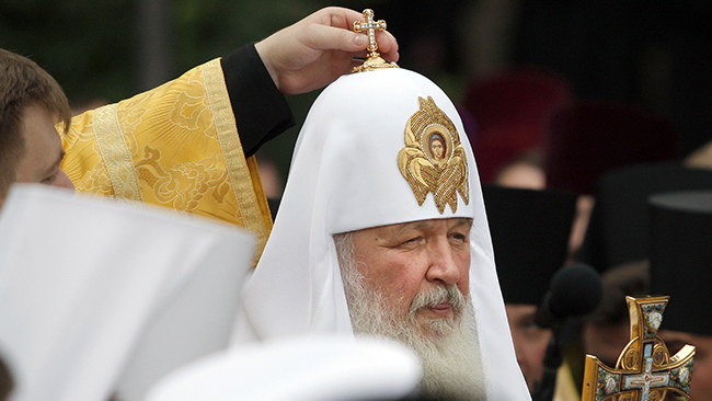 Православные не знают, как сейчас молиться в церкви, где поминают Патриарха Кирилла…