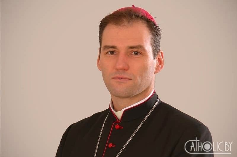 Председатель Конференции католических епископов Беларуси: “Брат поднял руку на брата”