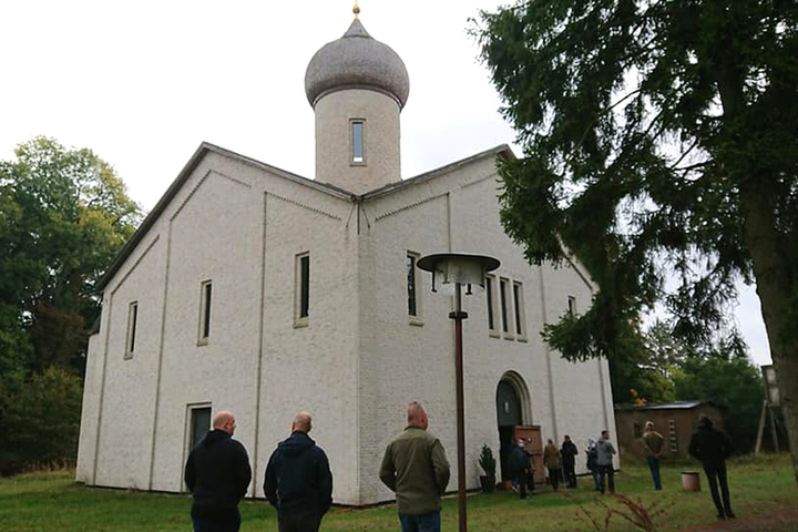 Свято-Георгиевский монастырь в Германии помогает украинским беженцам: репортаж DW