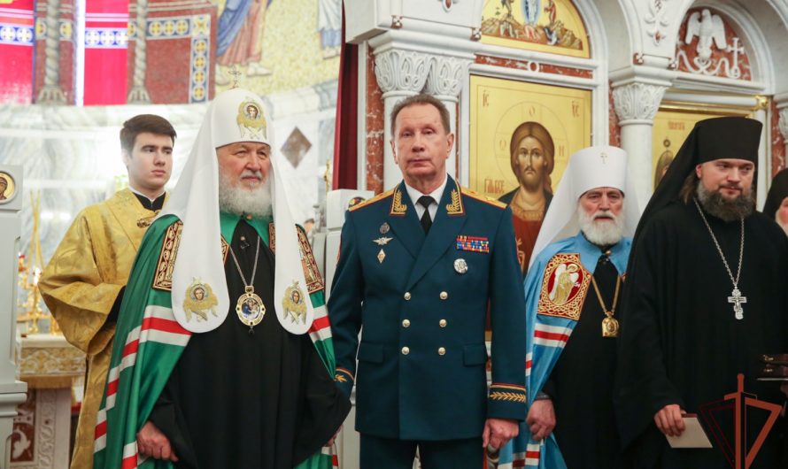 Патриарх Кирилл поздравил Росгвардию, служащие которой принимают участие в агрессии против Украины