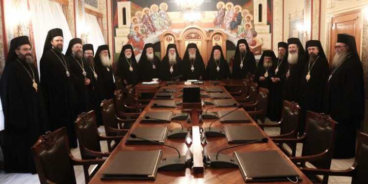 Элладская церковь возвышает свой голос в знак протеста против «насильственного вторжения российских войск и войны в Украине»