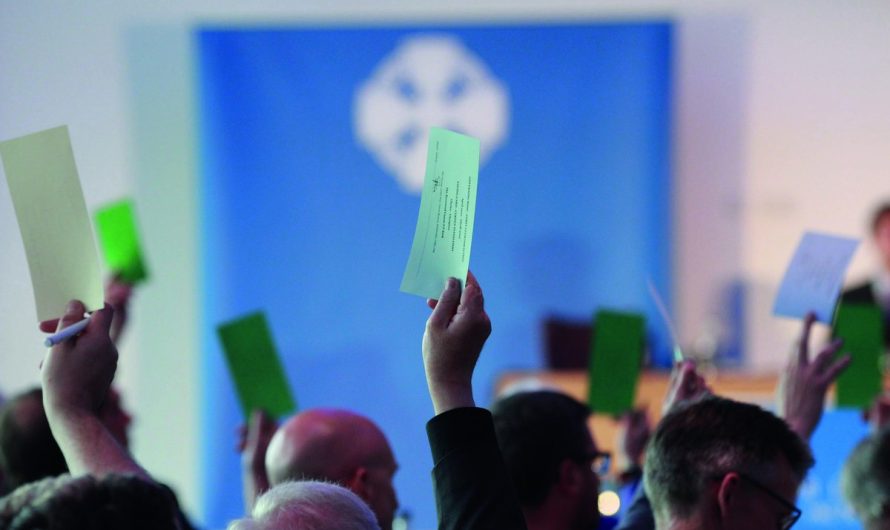 Церковь Уэльса обращается к ВСЦ: нужно дистанцироваться от тех членов, которые поддерживают войну