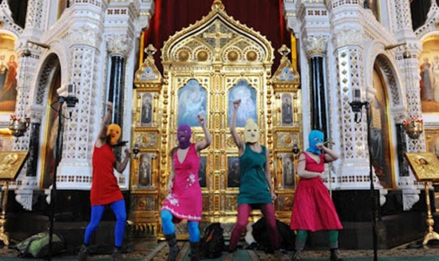 Митинговать у церквей в России теперь нельзя