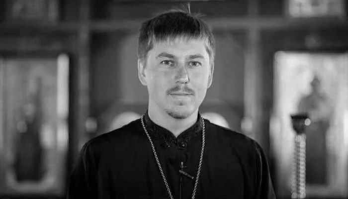 Священника Андрея Ноздрина из Гродненской епархии уволили со всех должностей. Ранее на него жаловалась провластная активистка