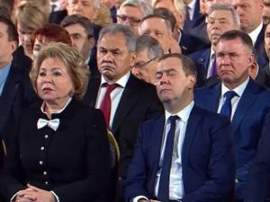 «Меньше лукавства». Медведев назвал украинцев свиньями, так как те не поверили Путину