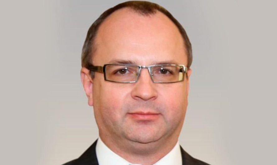 В России уволили помощника секретаря Совбеза РФ, призывавшего «десатанизировать Украину»
