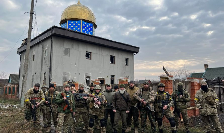 «Мы их уже ждем»: ушедший на фронт бывший муфтий Украины ответил Кадырову