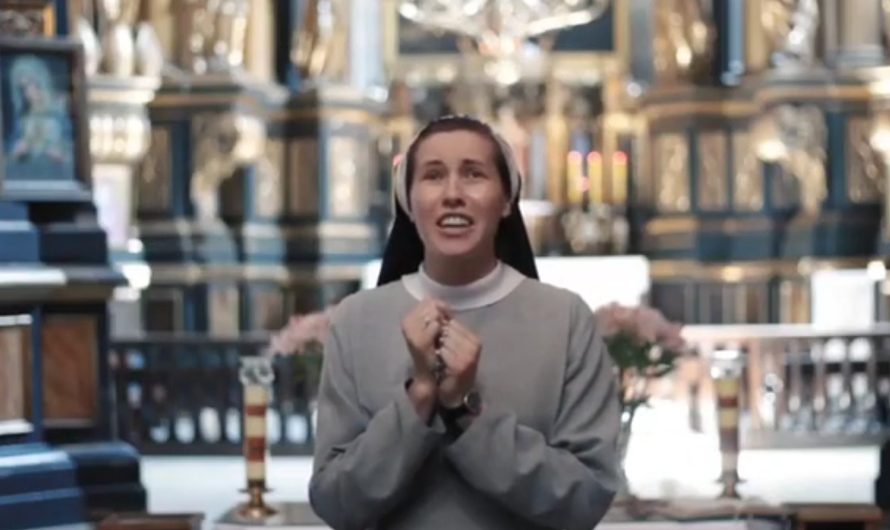 Монахиня покорила соцсети трогательным исполнением песни «Боже, я молюсь за Україну»