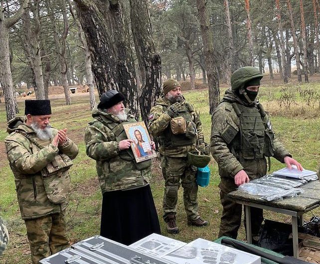 Российские митрополит и муфтий приехали в Украину и благословили солдат РФ на войну