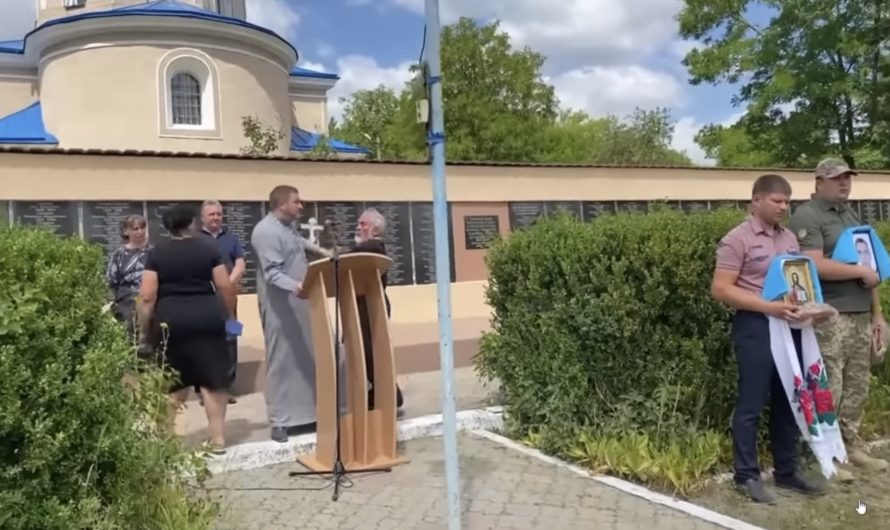 Инцидент между священниками ПЦУ и УПЦ в Винницкой области. Что произошло?