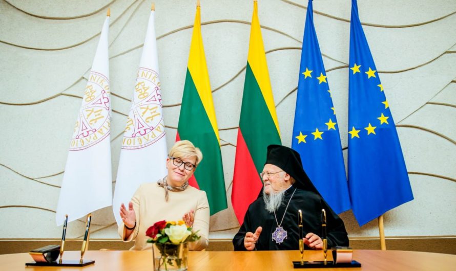 Премьер Литвы подписала соглашение с Вселенским патриархом