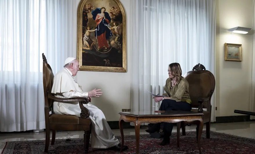 Папа Франциск назвал условие своего визита в Украину