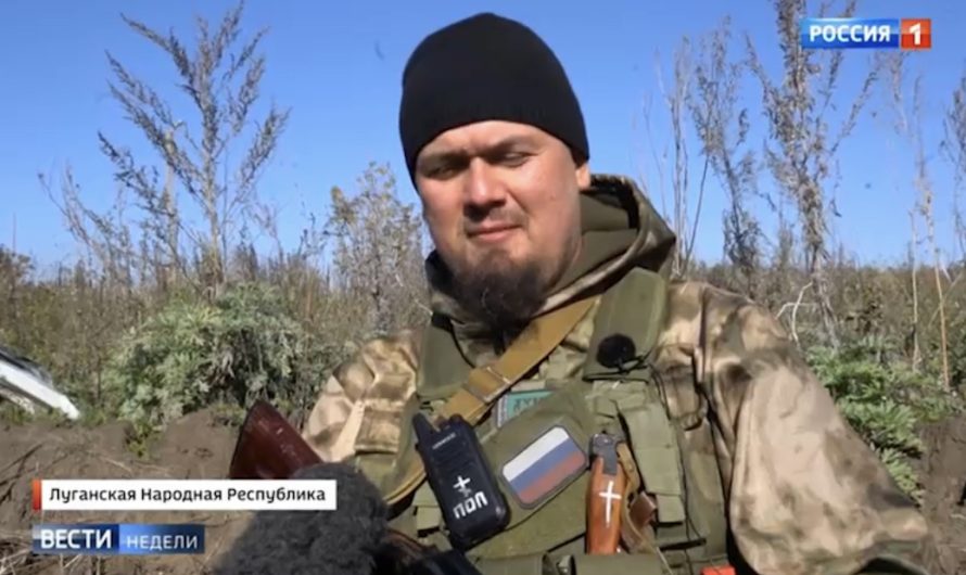 «Аллаху акбар! Воистину акбар!» В отряде Кадырова нашелся православный священник с «автоматом батюшки»