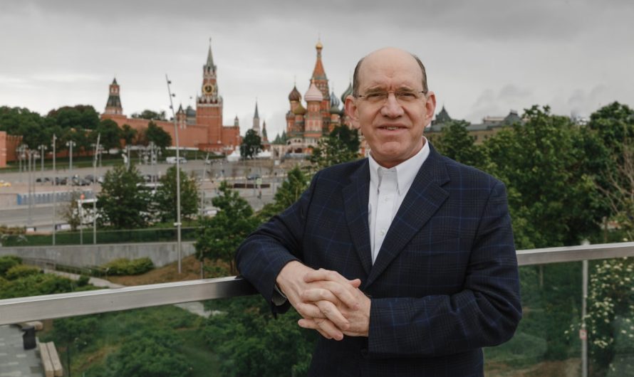 Американский пастор Рик Реннер стал гражданином России