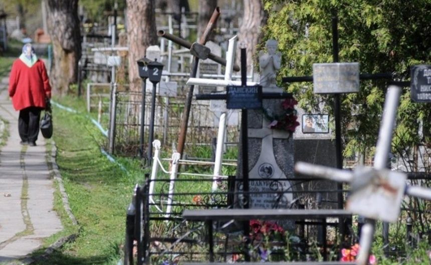 Большинство кладбищ на деоккупированных территориях Украины заминированы
