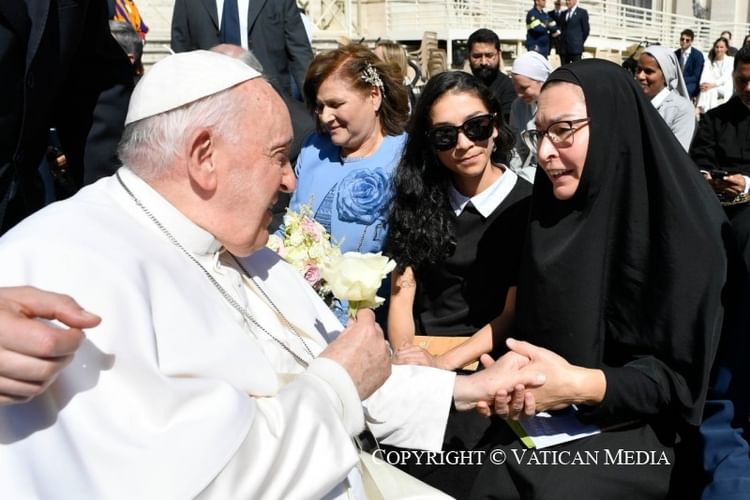 «Вы нужны нам для защиты от патриарха»: инокиня Васса (Ларина) на аудиенции у Папы римского
