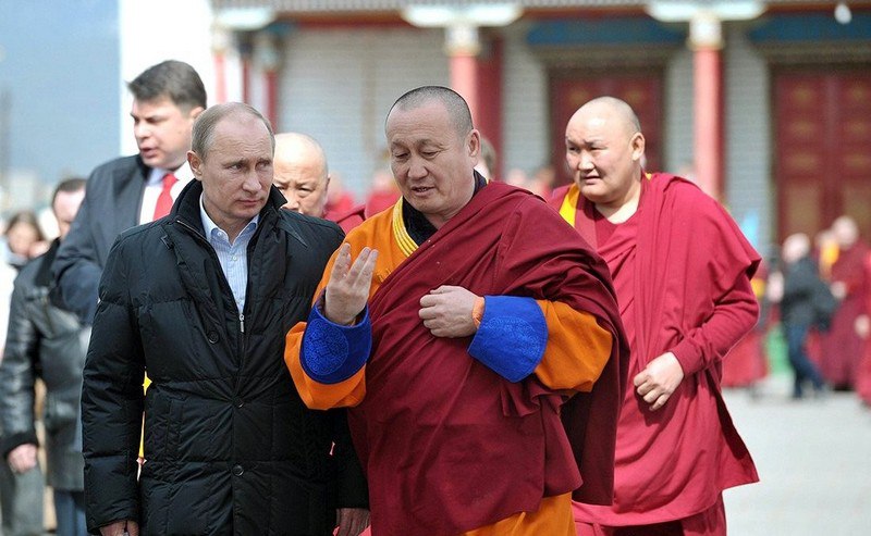 Провоенного главу буддистов России переизбрали еще на пять лет
