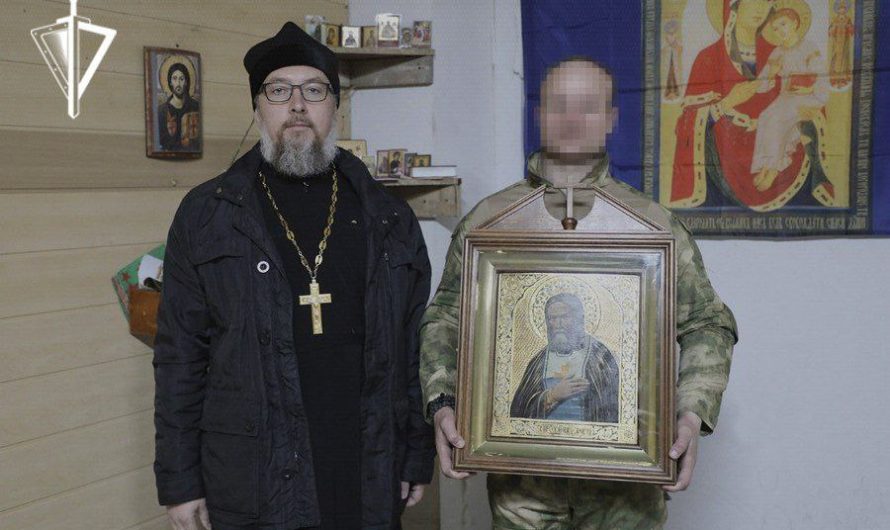 Для поддержки российских оккупантов привезли образ Серафима Саровского, которым век назад благословляли проигравших сражение воинов