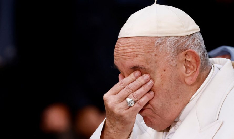 Папа Франциск рассказал о пытках украинских военных