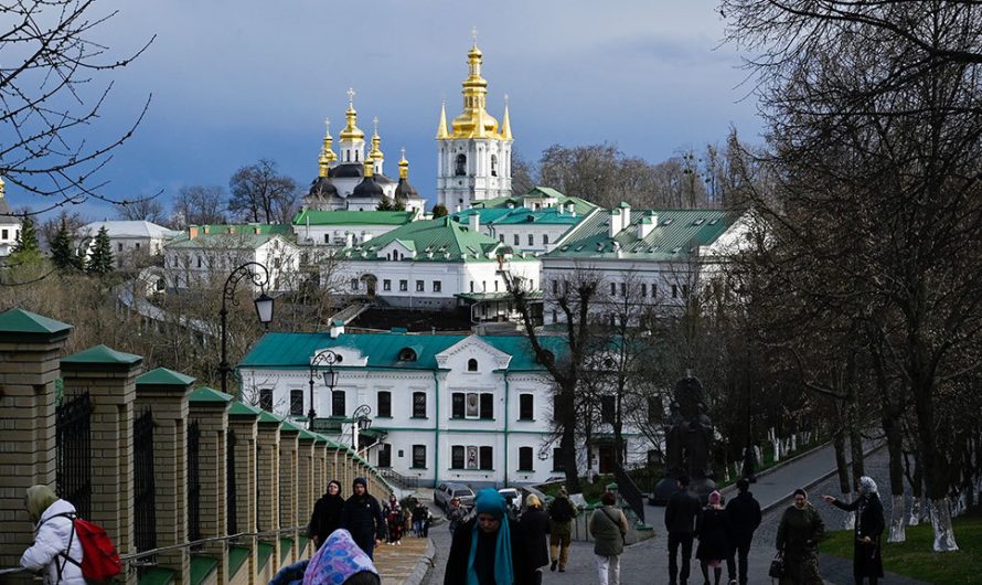 Минкульт Украины завершил проверку Киево-Печерской лавры