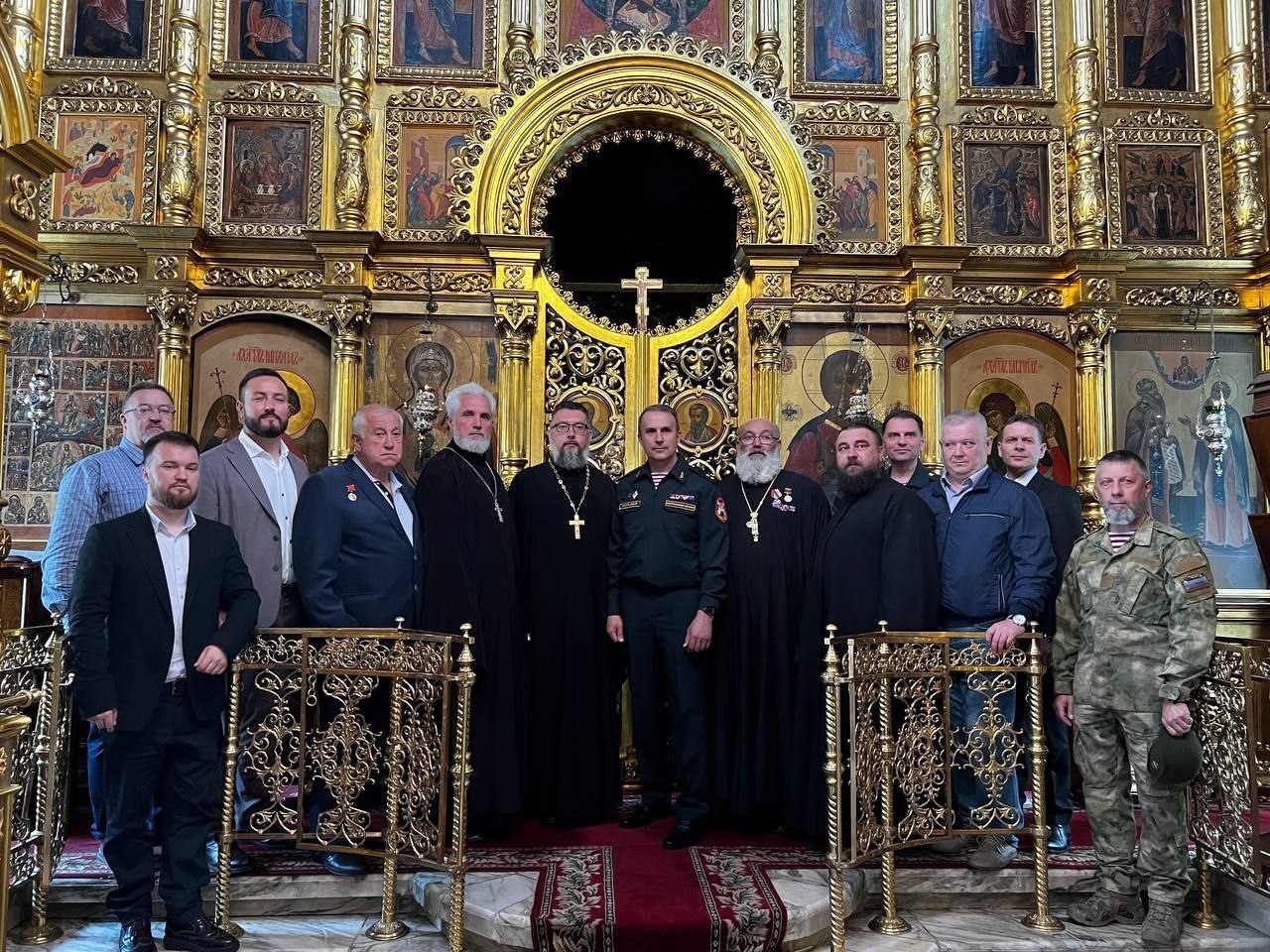 В Москве наградили священников за помощь военным убивать украинцев
