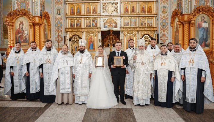 Украинский семинарист на своей свадьбе организовал сбор в поддержку защитников