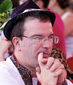 Ведущий “Царьграда” внезапно узнал, что россияне не такие уж духовные и скрепные