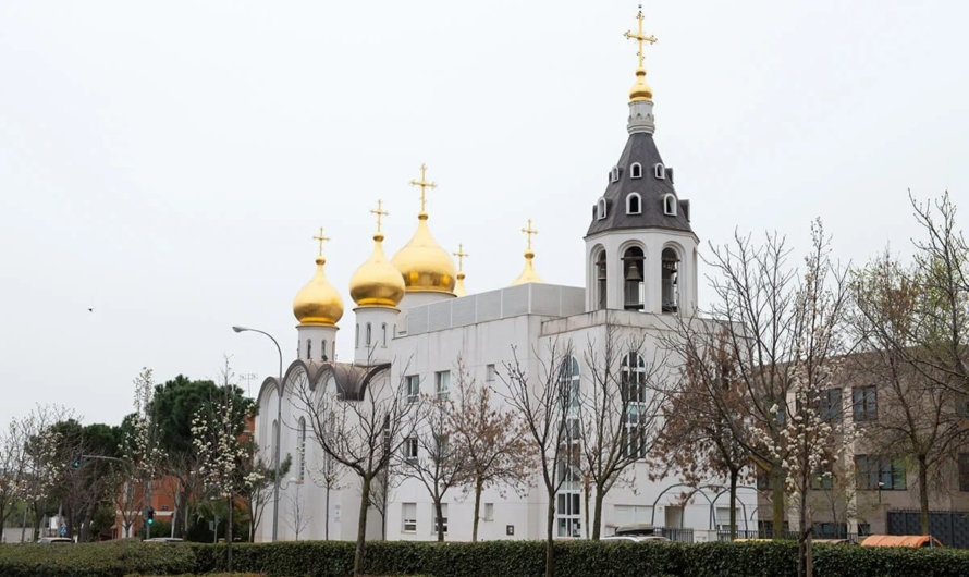 Окаменевшая РПЦ. Как антивоенные священники покидают Московский патриархат