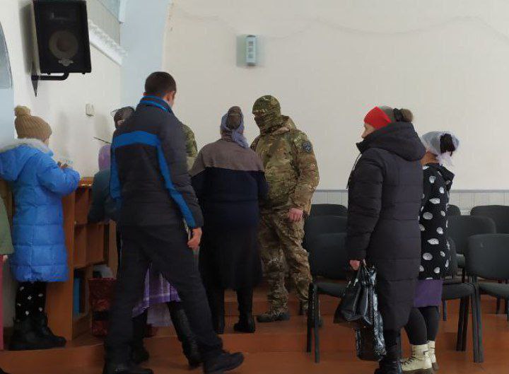 Налет силовиков на Дом молитвы в оккупированном Краснодоне Луганской области