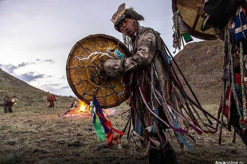 На родине Шойгу откроют международную академию шаманизма