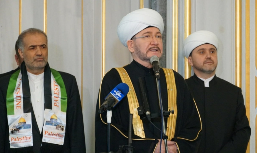 Глава Духовного управления мусульман РФ молится о победе «наших ребят» в Украине