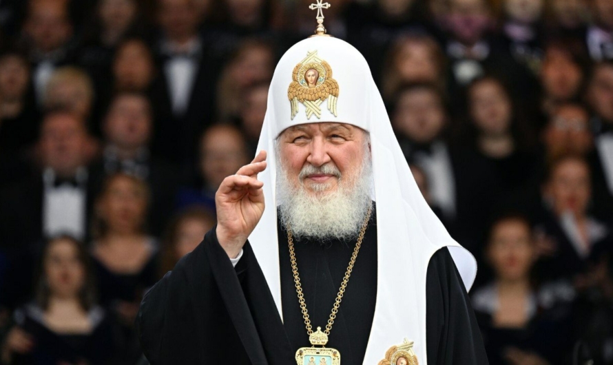 Патриарх Кирилл на Пасху пообещал и дальше помогать войне