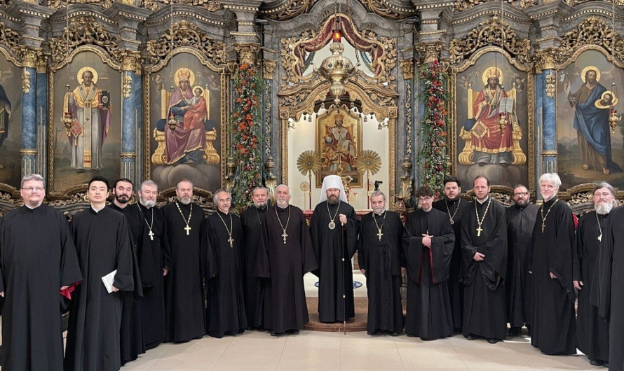 Священники Венгерской епархии заступились за митрополита Илариона. Но не все