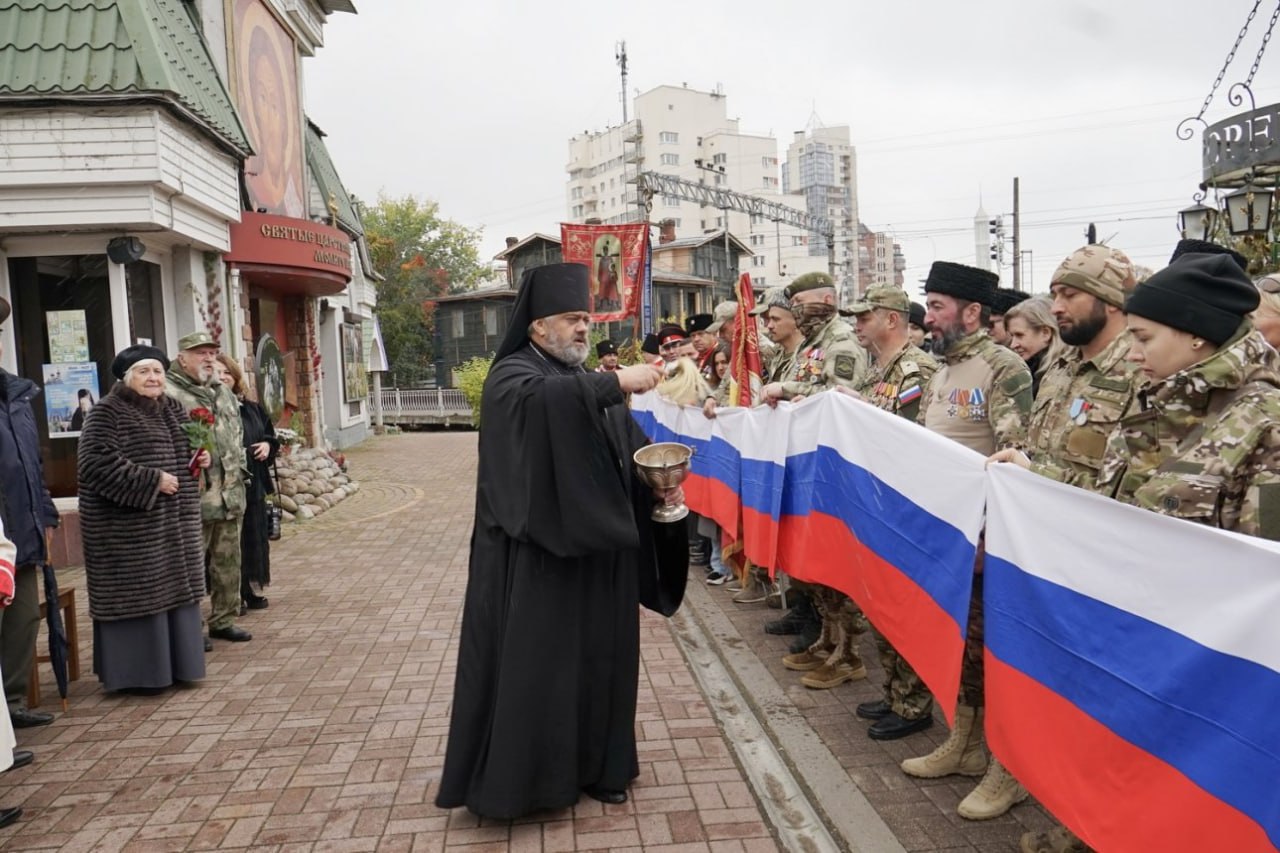 В Санкт-Петербургской митрополии благословили казачий батальон на «брань» в Украине