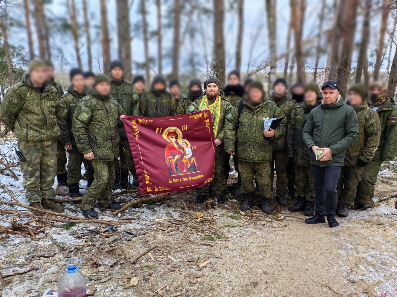 Брянский священник освятил военную технику оккупационных войск