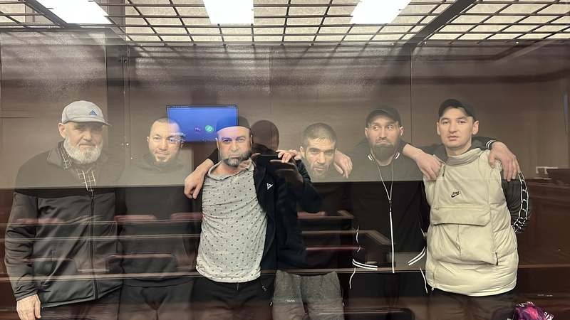 Шестерых крымских татар приговорили к срокам от 11 до 14 лет