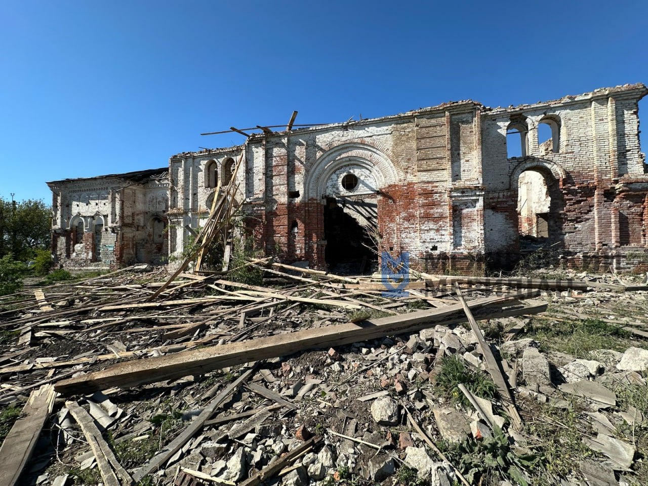 Российская армия уничтожила храм с полуторавековой историей в Новопавловке