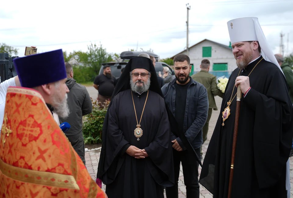 Иерарх Антиохийской Церкви посетил оккупированный Мариуполь