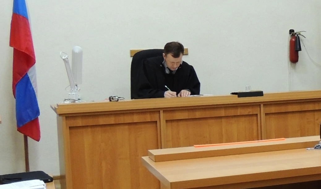 В Свердловской области осудили женщину за переводы украинскому духовному центру «Возрождение»
