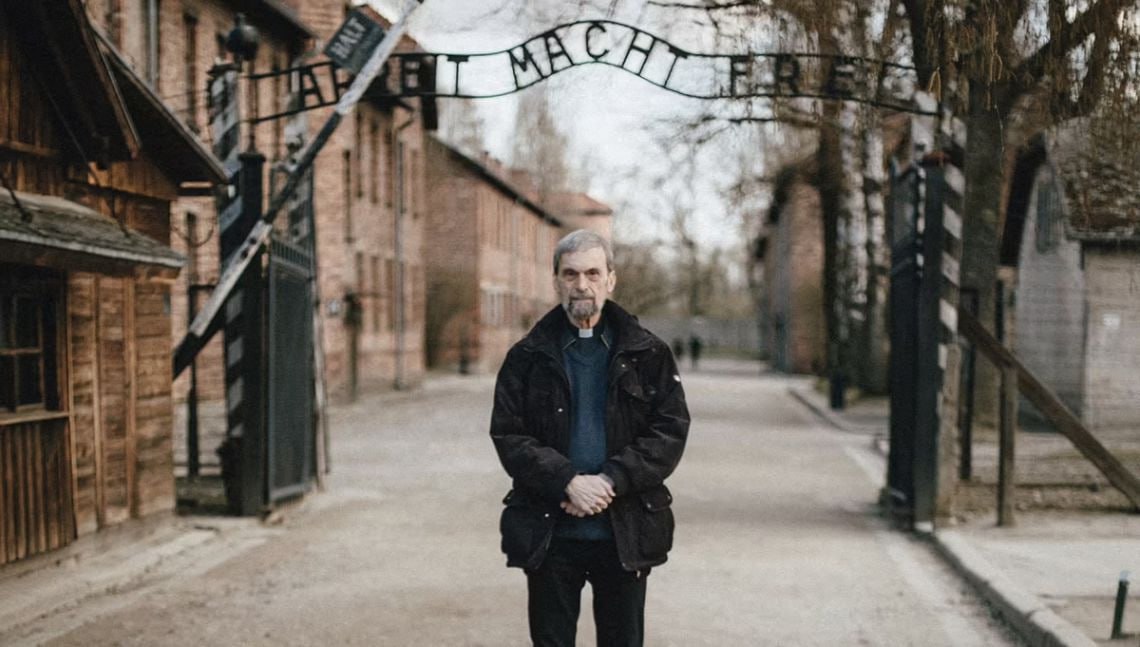 «Бог любит украинцев, немцев, поляков, русских». Немецкий священник из Освенцима о примирении после войны