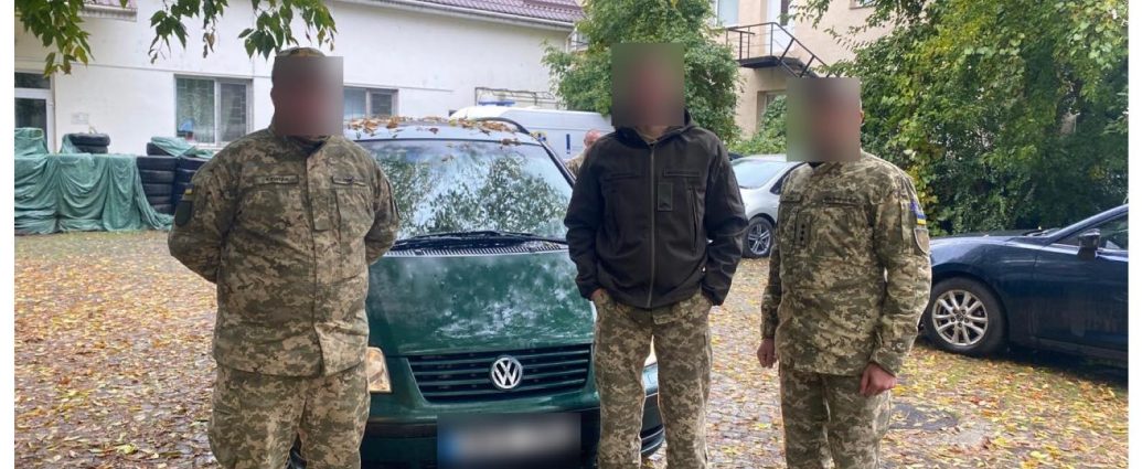 Хустская епархия УПЦ передала ВСУ новый автомобиль, а в Киеве будут сдавать кровь раненым