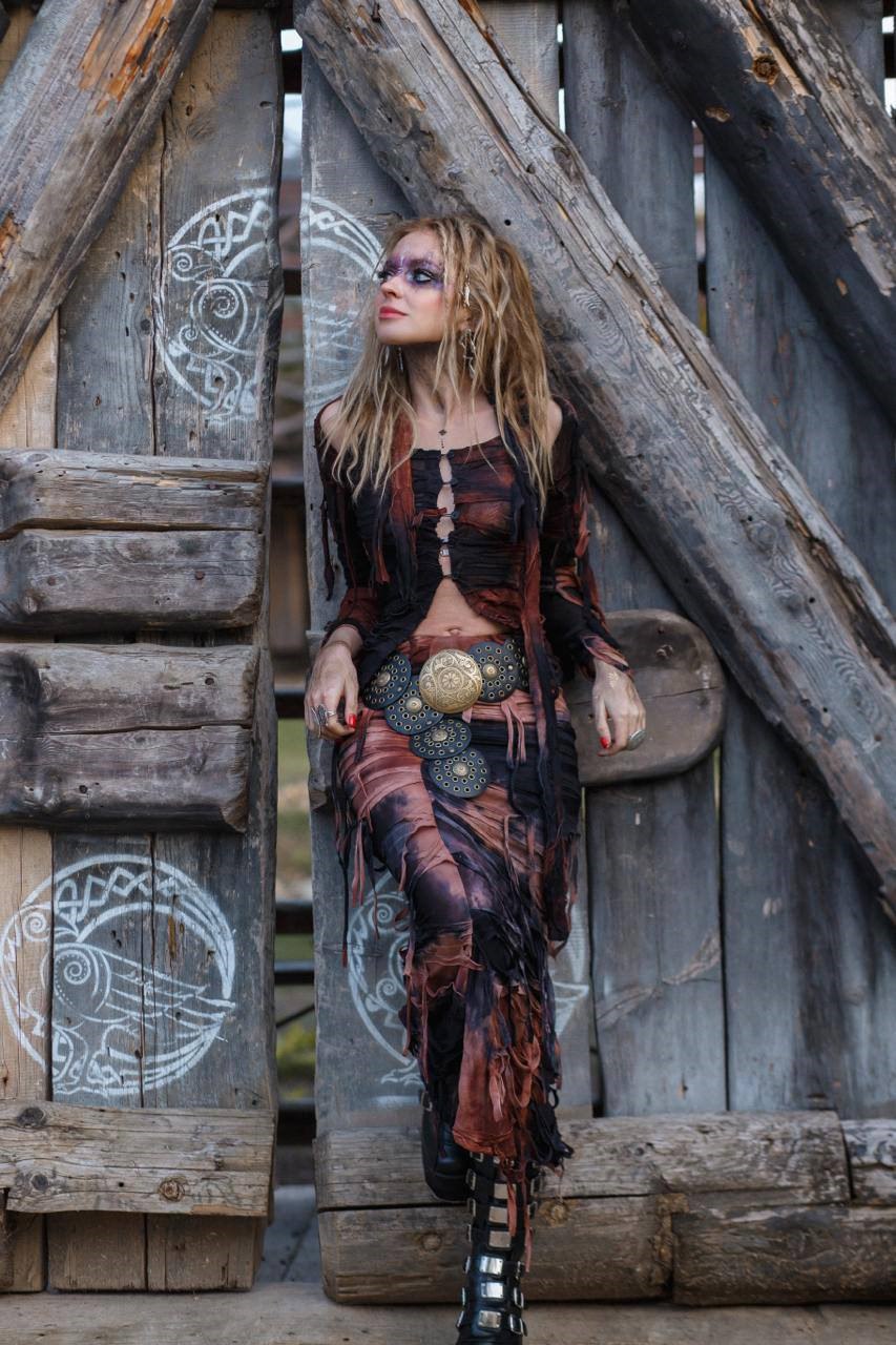 Символ «русской весны» стала Радведой