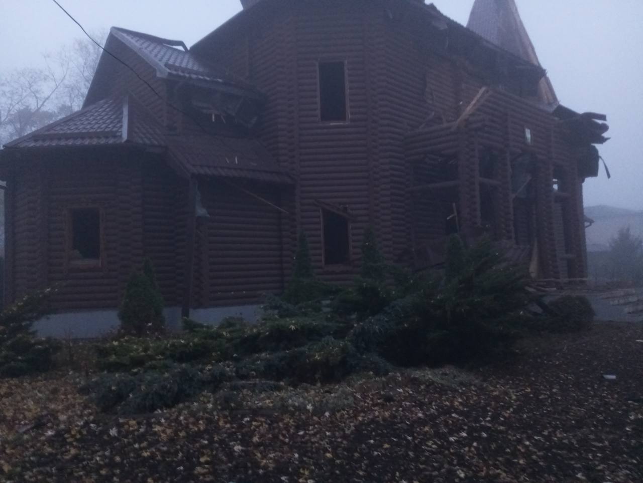 В Донецкой области российском обстрелом разрушена колокольня Свято-Троицкого храма УПЦ