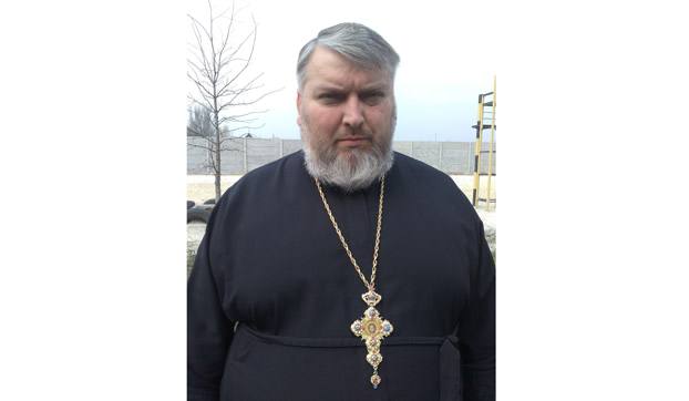 В Донецкой области от российского обстрела, вероятно, погибли священник УПЦ с супругой