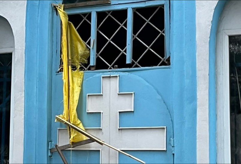 Российские обстрелы снова повредили Свято-Успенский храм в Днепропетровской области