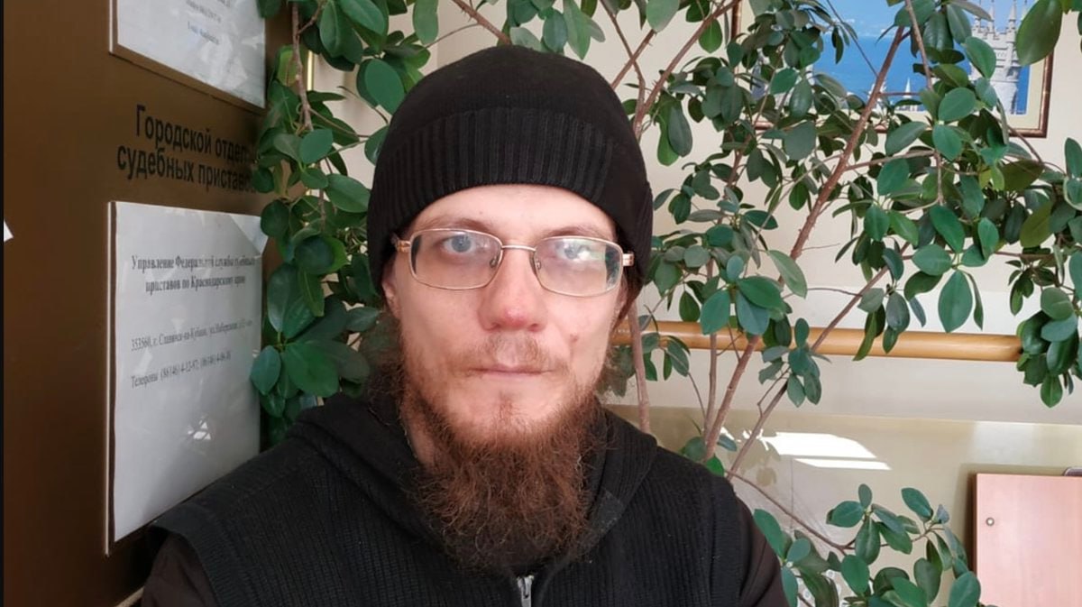В России вновь задержали антивоенного иеромонаха, в храме прошёл обыск