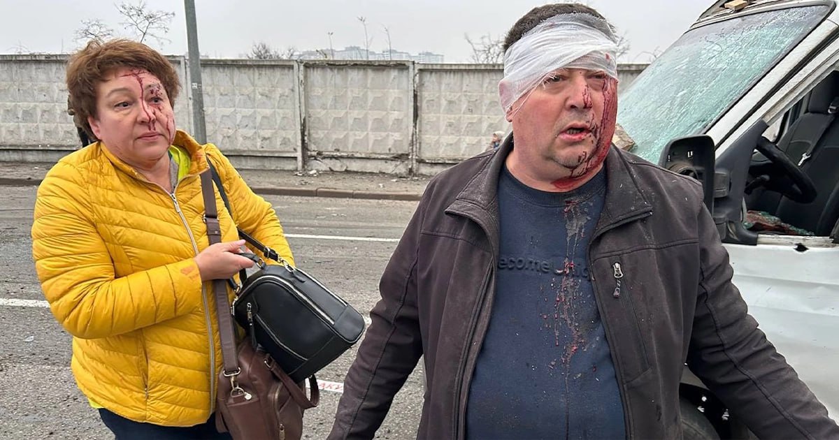 В Киеве российская ракета ранила пастора и его жену