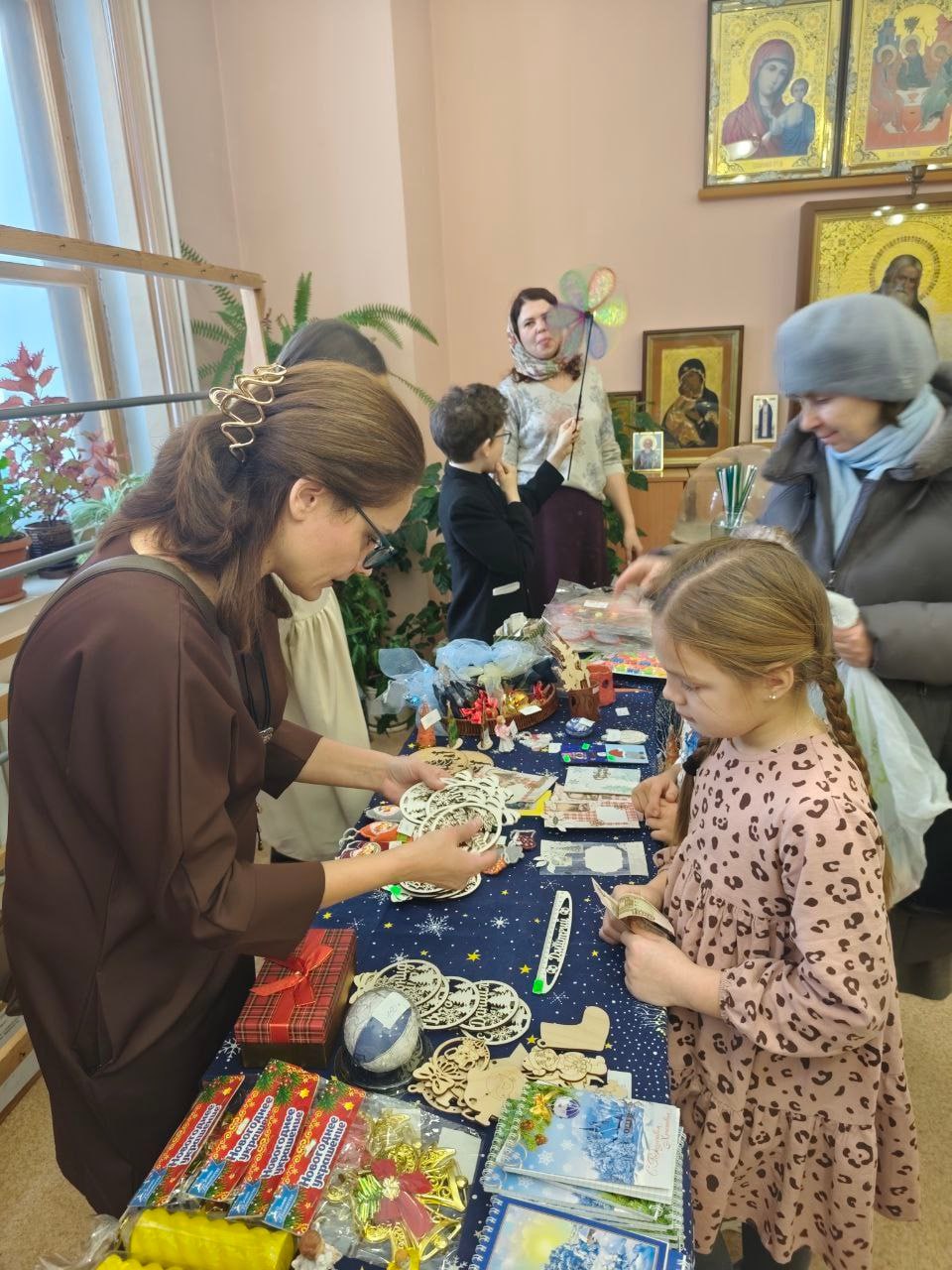 На рождественской ярмарке воскресной школы в России собирали деньги на оккупантов