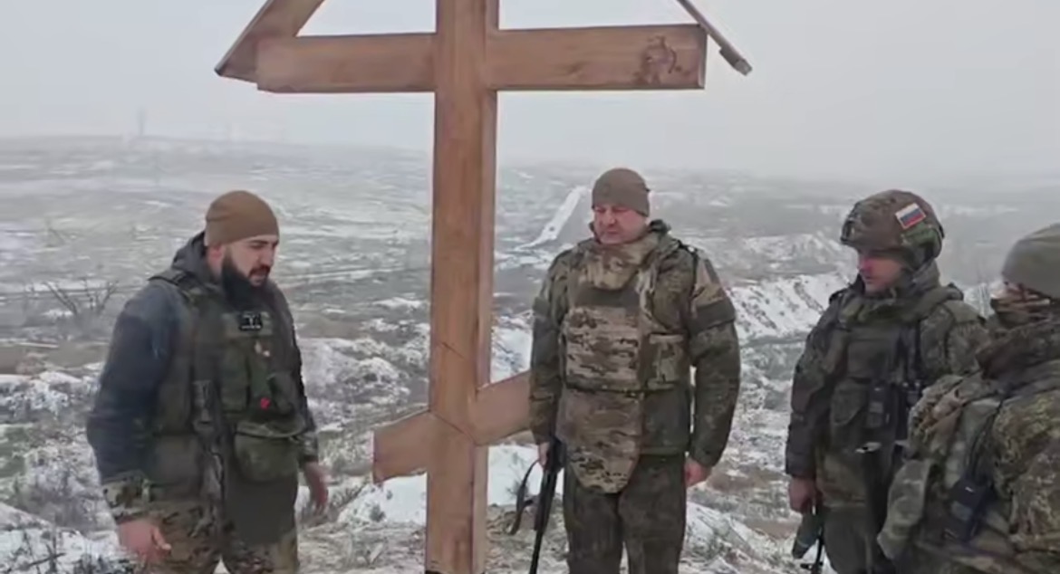 Оккупация с кадилом: 7-я бригада повезла по фронту «маршрут крестов»
