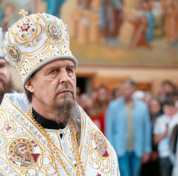 Настоятель монастыря, в котором была пророссийская школа в Киеве, бежал из Украины